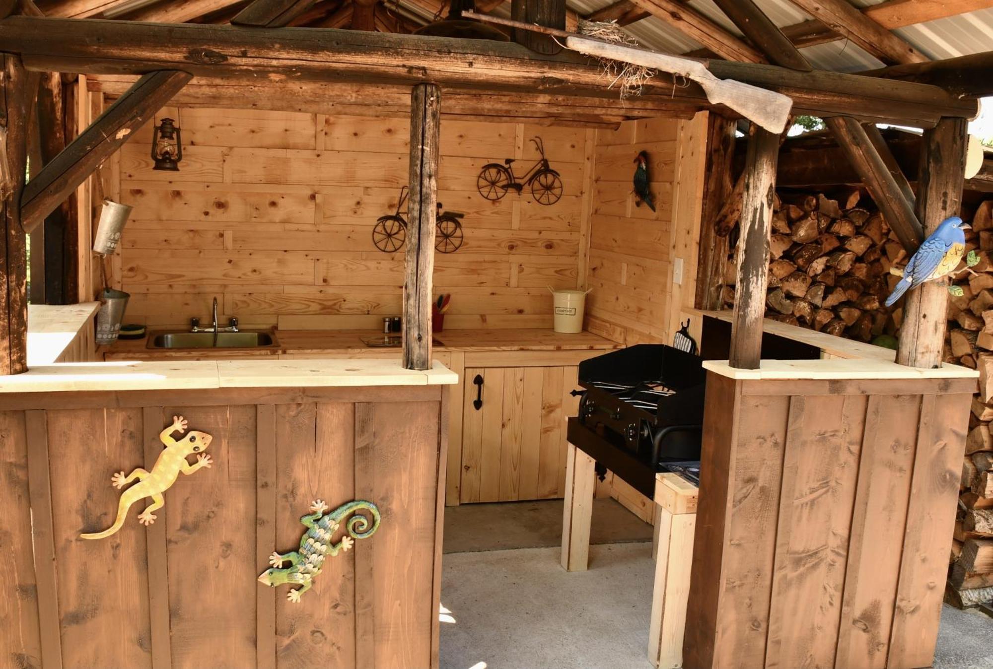 Domaine Le Bostonnais - Le Village En Bois Rond Ла Тук Екстериор снимка