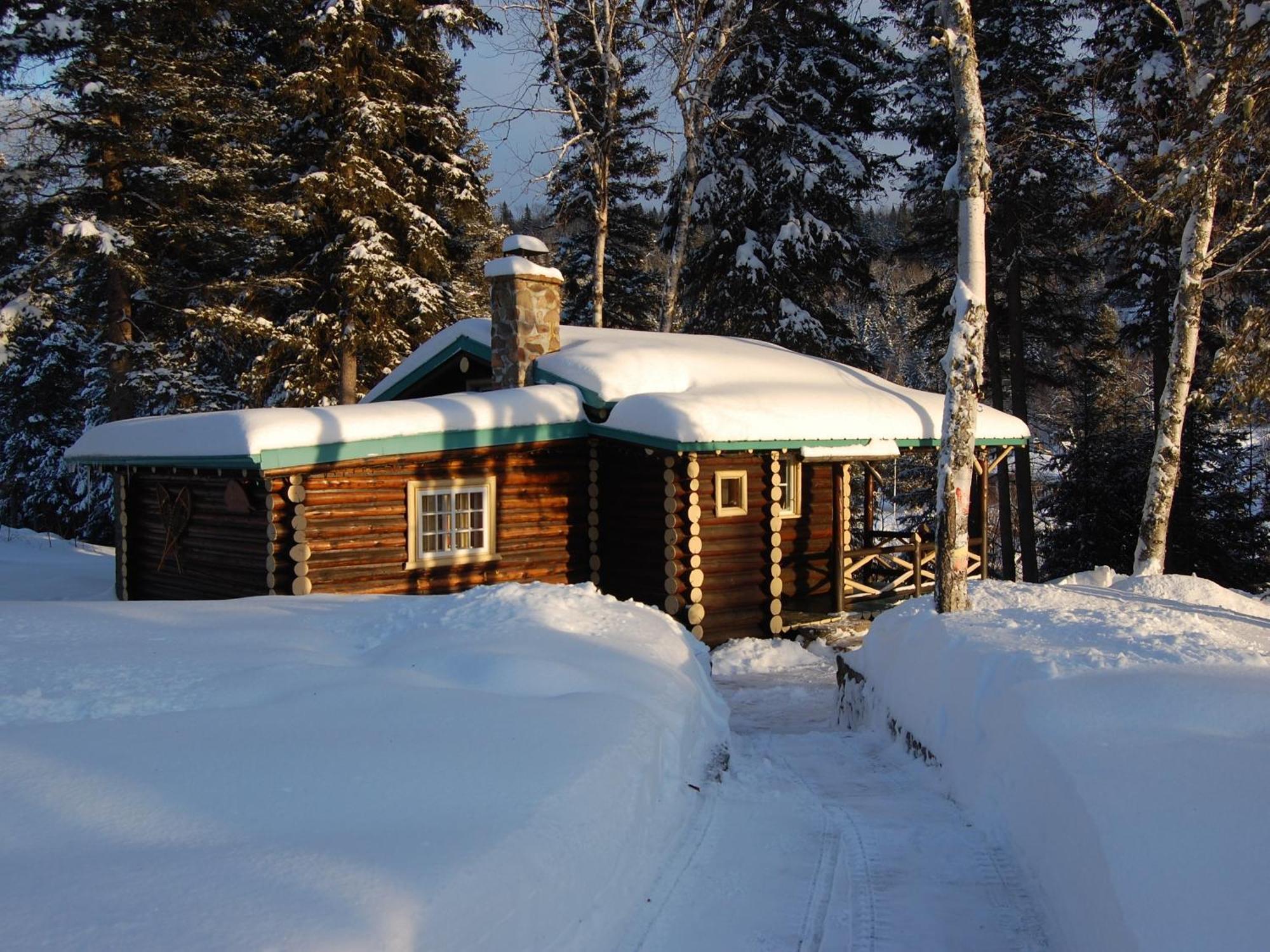 Domaine Le Bostonnais - Le Village En Bois Rond Ла Тук Стая снимка
