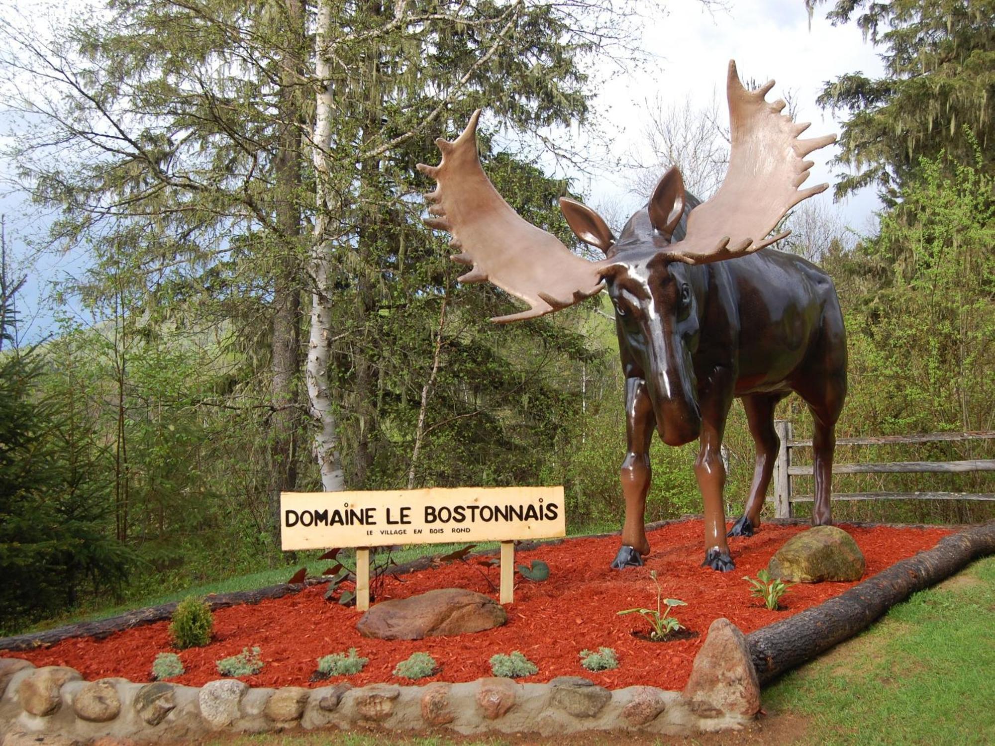 Domaine Le Bostonnais - Le Village En Bois Rond Ла Тук Екстериор снимка
